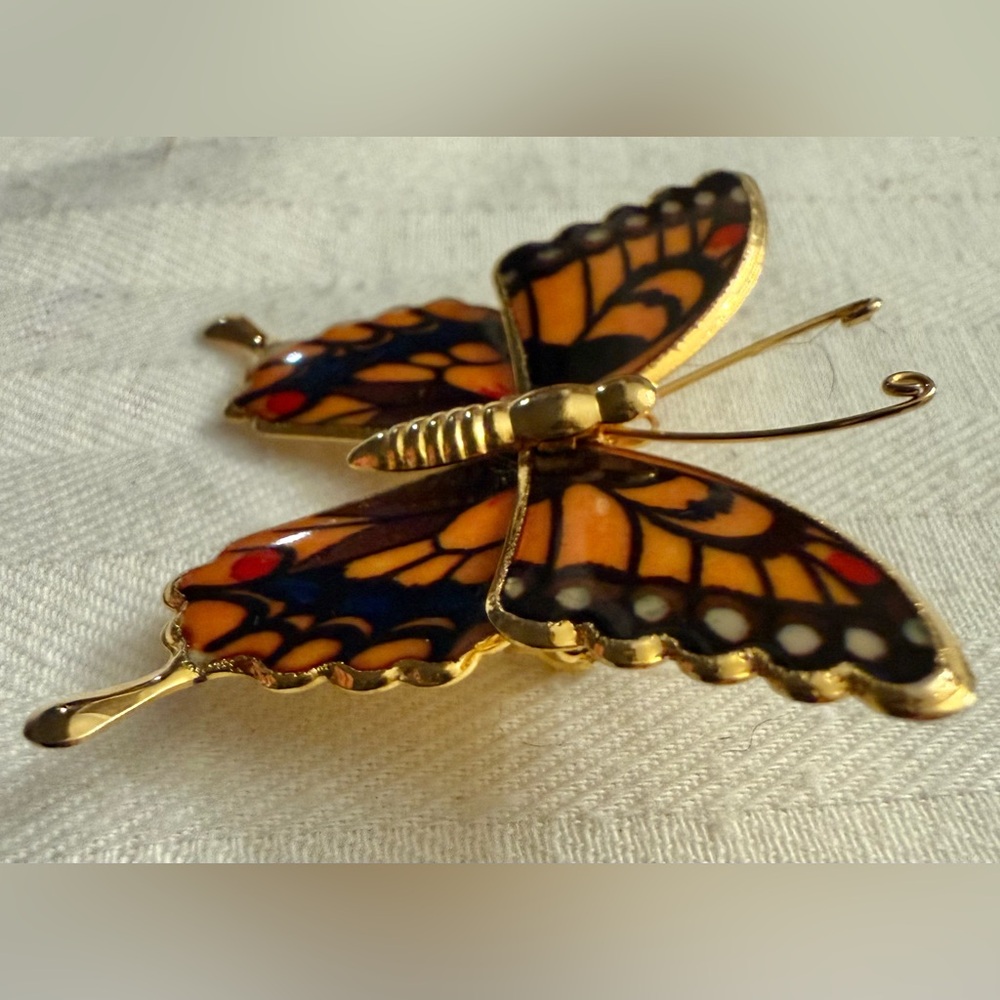 Monarch Butterfly Orange Black God tone Brooch - Picture 5 of 10